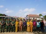 HUT TNI ke-81: Kodim 1015/Sampit Hijaukan Kawasan Baamang Melalui Aksi Tanam Pohon