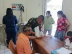 Yonif 921/Alang Impang Bersama Puskesmas Langap Adakan Pemeriksaan Kesehatan Gratis