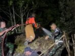 Sinergi Yonif TP 859/RBK dan BPBD Supiori Berhasil Jinakkan Karhutla di Kampung Yendoker