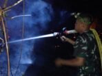 Personel Kodim 1015/Sampit Terus Berjuang Melawan Api Sisa Karhutla