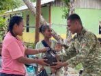 Prajurit Yonif TP 859/RBK Gelar Bakti Sosial Menyambut HUT TNI ke-81