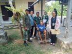 Sertu Wayan Suriawan Berikan Dukungan Penyerahan Kursi Roda untuk Warga Kebijakan Sosial