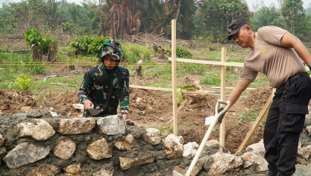 Keterlibatan TNI-Polri dan Masyarakat dalam TMMD Ke-130