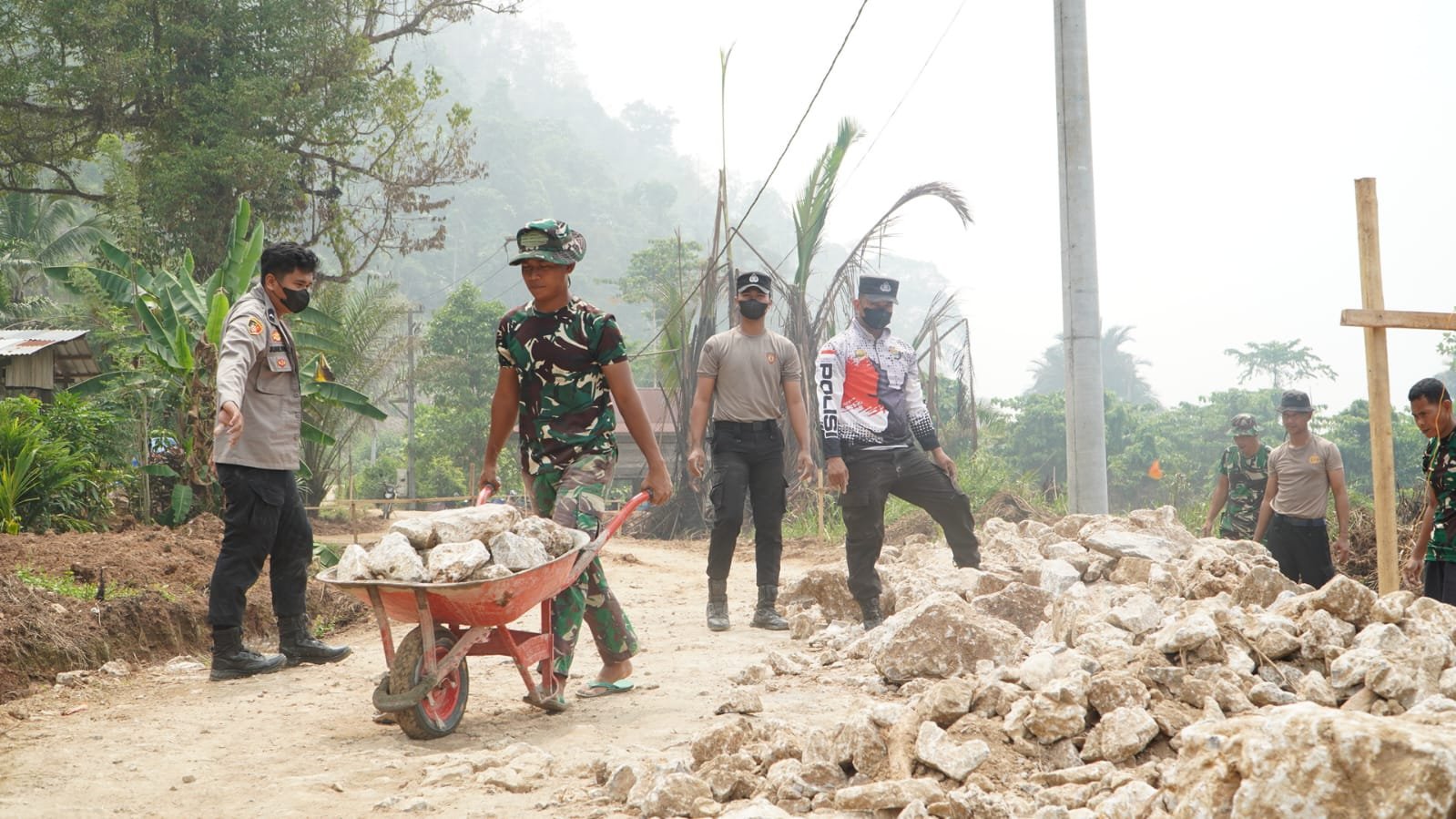 Pentingnya Kerja Sama dalam TMMD Ke-130 di Luwu Timur