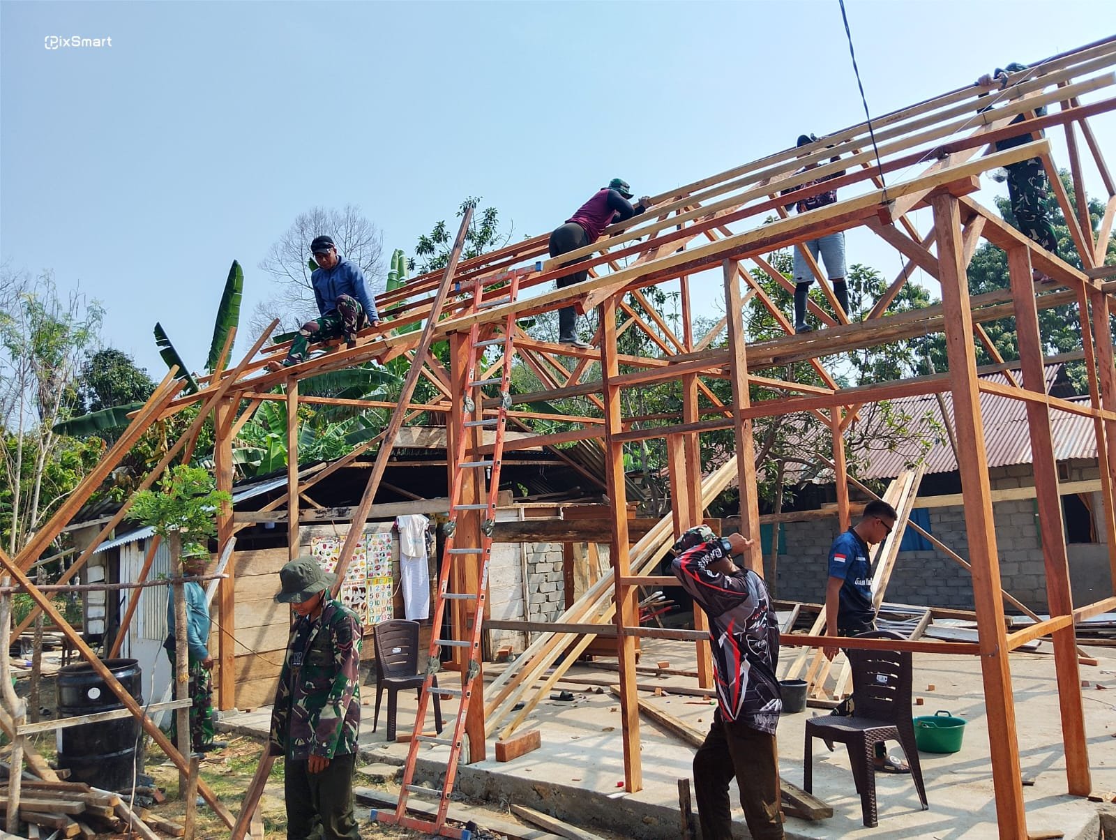 Sinergi dalam Pembangunan RTLH di Poso